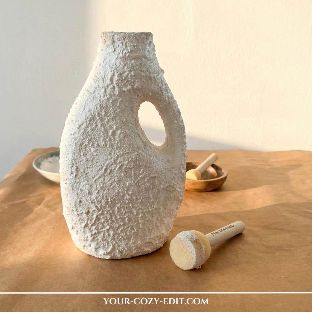 DIY vase made from detergent bottle with baking soda color